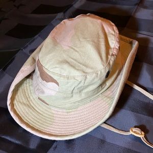 U.S. army desert camo boonie hat